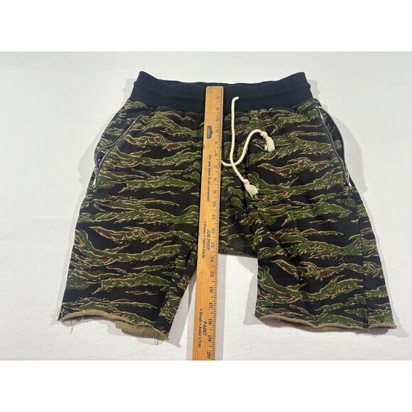 Yeezy Mens Kanye Sweat Tiger Green Camo Print Shorts Cutoff Cotton YZY Sz S - Picture 4 of 8